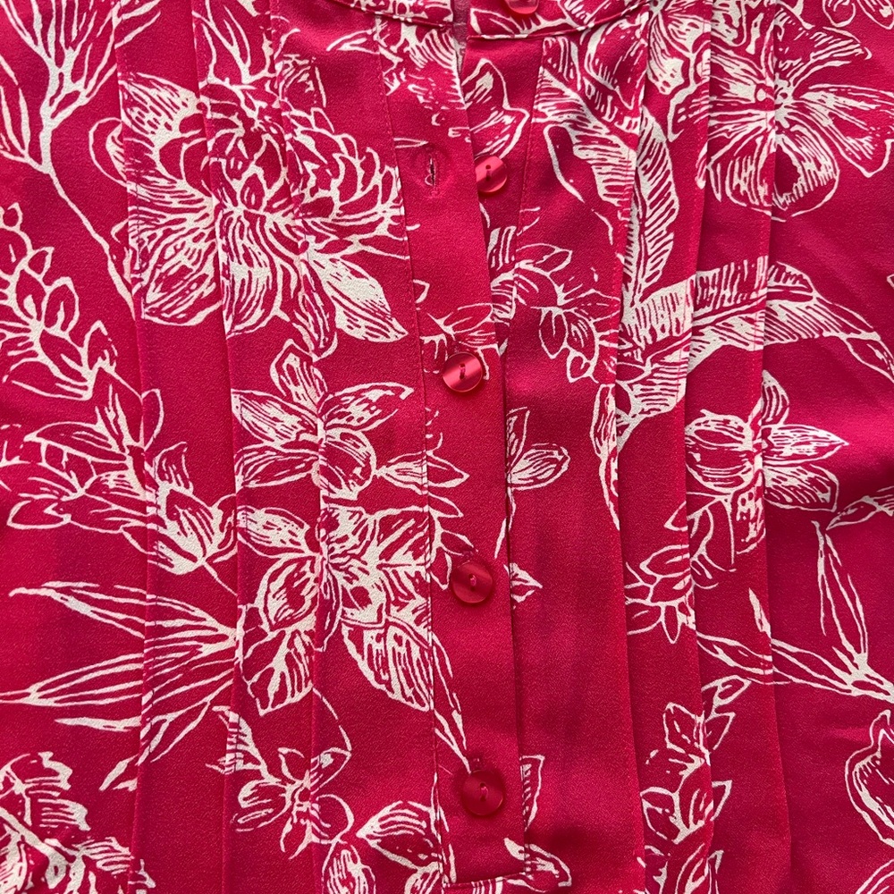 Joan Rivers Pink and White Floral Blouse
